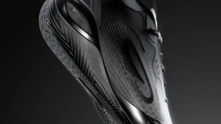 颜值怎样？迪卡侬发布萨尔签名鞋黑色款并拍摄宣传照